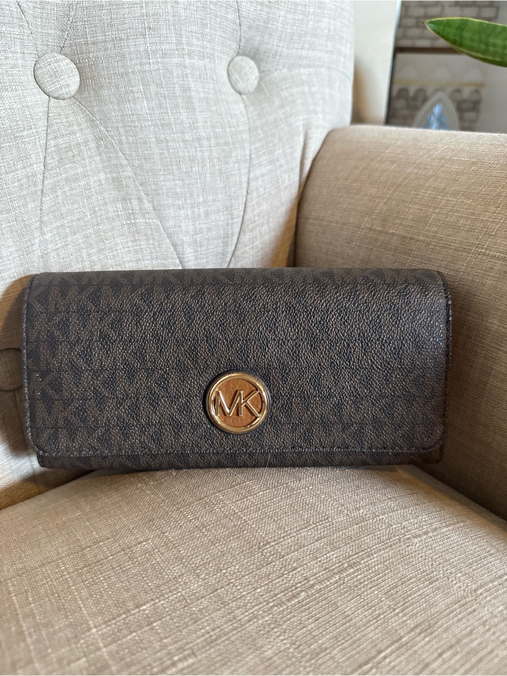 Michael Kors Dark Brown MK Logo Continental Wallet